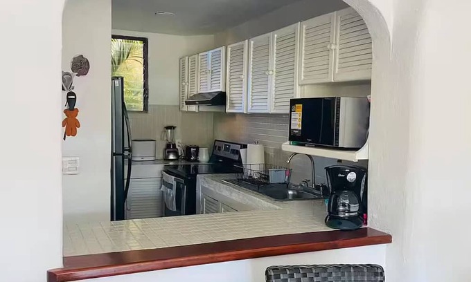 Isla Iguana Casa | Beautiful Mexican style house @ the Marina