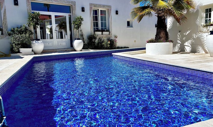 Alvito Casa | The Palm Tree House: Alentejo, Private swimming pool, 6 suites, Iconic Palm tree