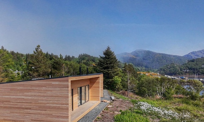 Gairloch Cabina | New - 1 bedroom house with Ocean and Mountain views