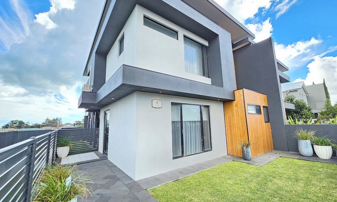 Lacepede Casa | 6TWENTYTWO - Where contemporary meets the beach.