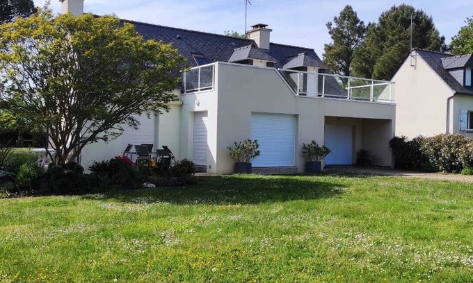 Sarzeau Casa | Vacation home on the beach, less than 10 minutes' walk from the sea.