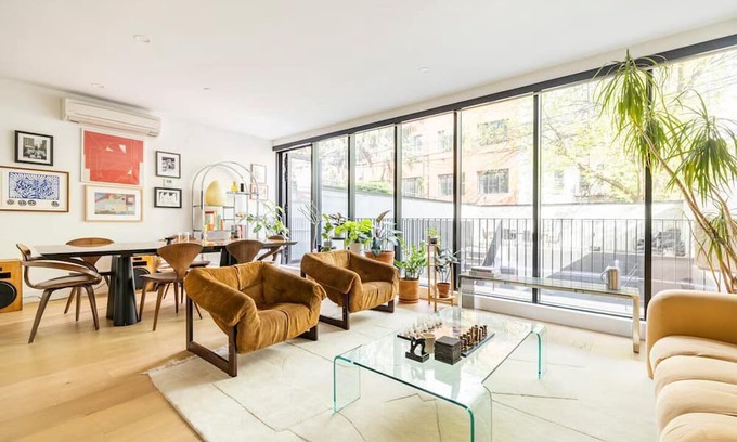 Greenpoint Apartamento | India Place by Rove | 2BR Duplex w/Outdoor Spaces