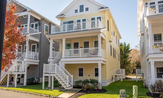 Cape May Casa | Newly constructed at Spicers Creek in CM Marina, 5 bedrooms, 3 baths, sleeps 12