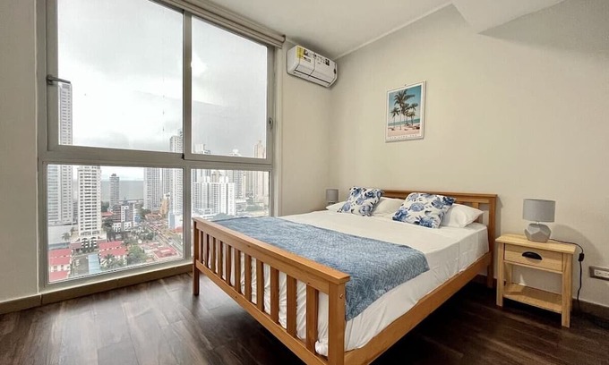 Tumba Vieja Apartamento | Luxury 3BR Oceanview balcony