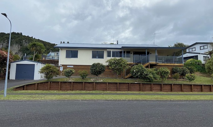 Whareroa Village Casa | Lake Taupo Holiday Home