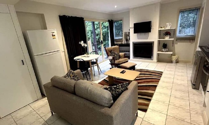 Highton Casa | Granny With Great View