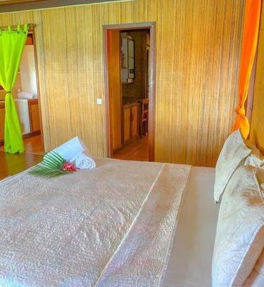 Cook's Bay Casa | Moorea Cooks bay bungalow avec vue imprenable