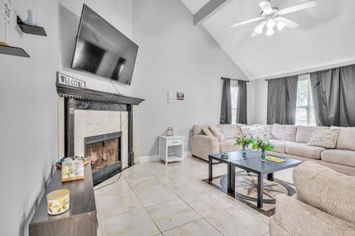 Ocean City Casa | Sleek 4BR - 2BA Home with Indoor Gym home