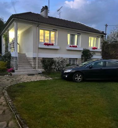 Ezanville Casa | Olympique house