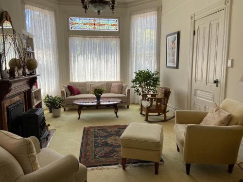 North of the Panhandle Casa | Suzanne's San Francisco Victorian
