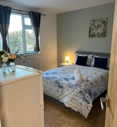 Feltham West Casa | Sunset En-Suite-free parking