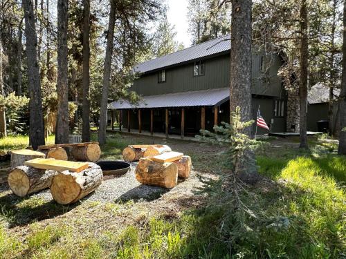Island Park Casa | Private, Quiet 5 Bedroom Cabin nestled into the Forest