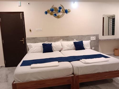 Tirupati Hotel | Sri Ganesh Residency
