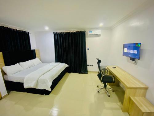 Ofin Hotel | The Stallion Suites