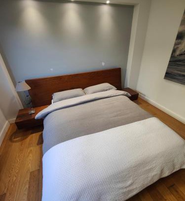 Sancibrián Apartamento | Habitación doble independiente con baño