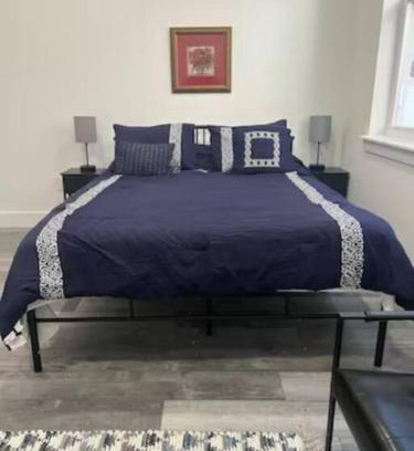 East Parkside Apartamento | Charming Apt\Sleeps 3\1717 Apt 3