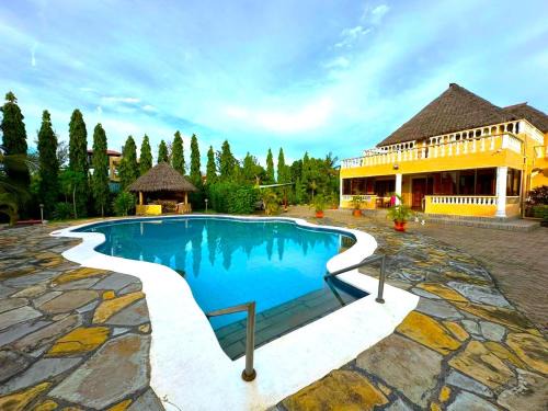 Galu Casa | Zuri's Garden - Diani