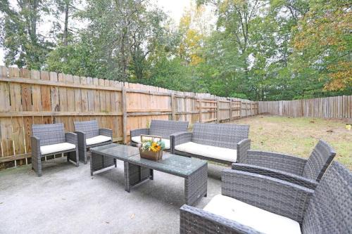 Augusta Casa | Luxury 3BR, 2BA: Golf & Shopping