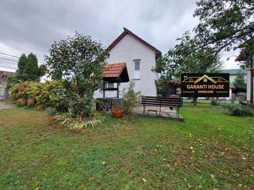Braila Casa | House Bumba