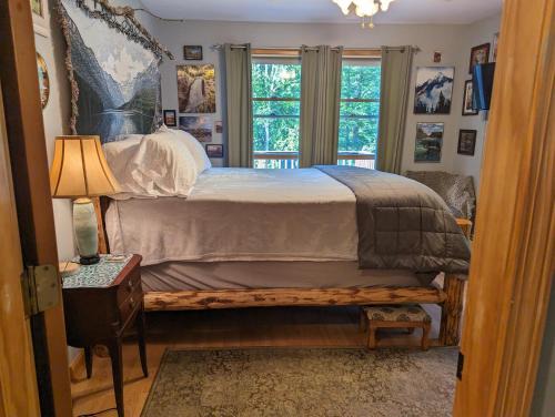 Surry Casa | Pond Memories - National Parks Suite - Paddling Included!