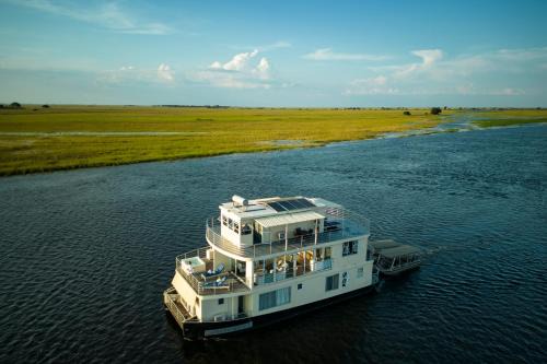 Chobe Alquiler De Eote | Chobe Princess by Mantis